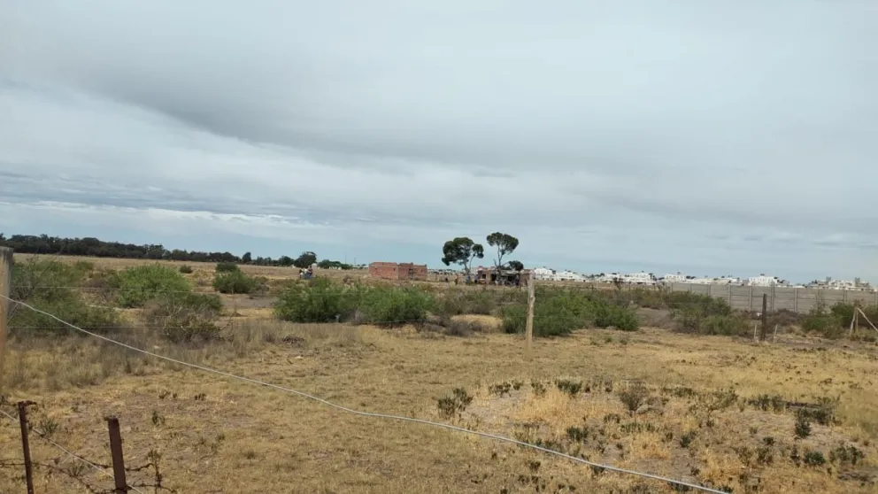 Nuevas visitas y aprietes a vecinos que compraron lotes en el barrio Villa Dolores