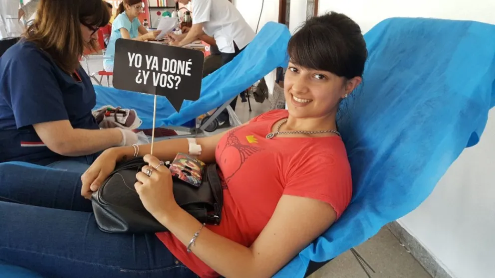 Cinco razones para ser donante voluntario de sangre