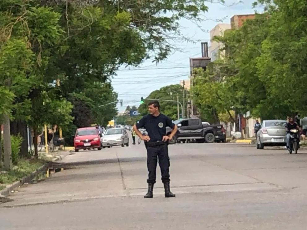 Inseguridad vial en Viedma: Una embarazada fue a parar al hospital por un choque
