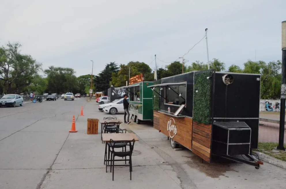 Por ruidos molestos, analizan cambiar de lugar la actividad cultural y gastronómica