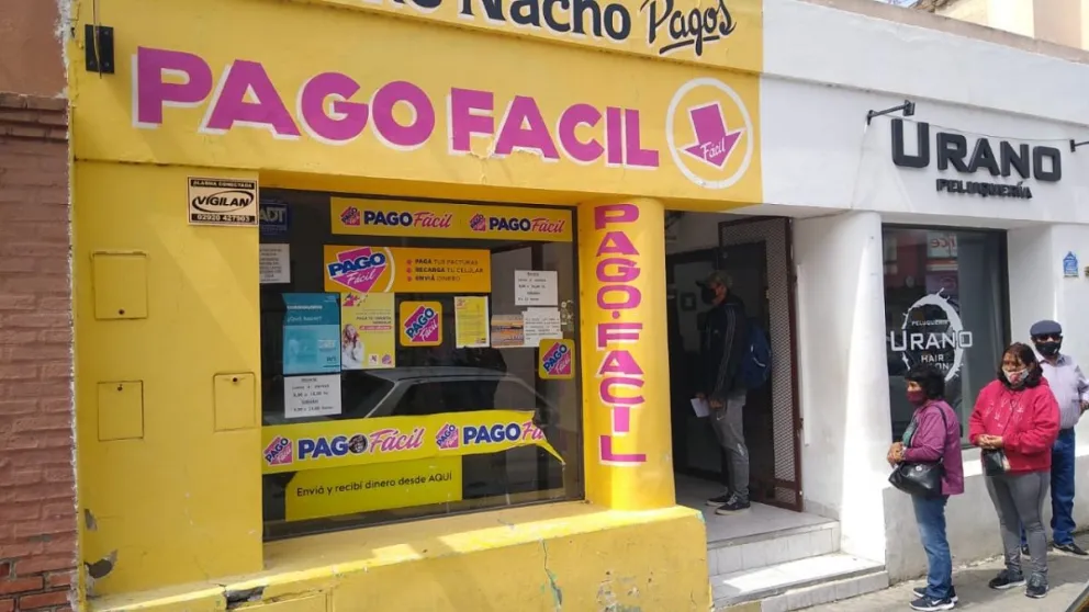 Sigue la ola de boqueteros: intentaron meterse en un Pago Fácil