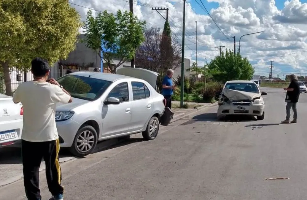 Perdió el control del rodado y ocasionó un choque en cadena en el bulevar Ituzaingó