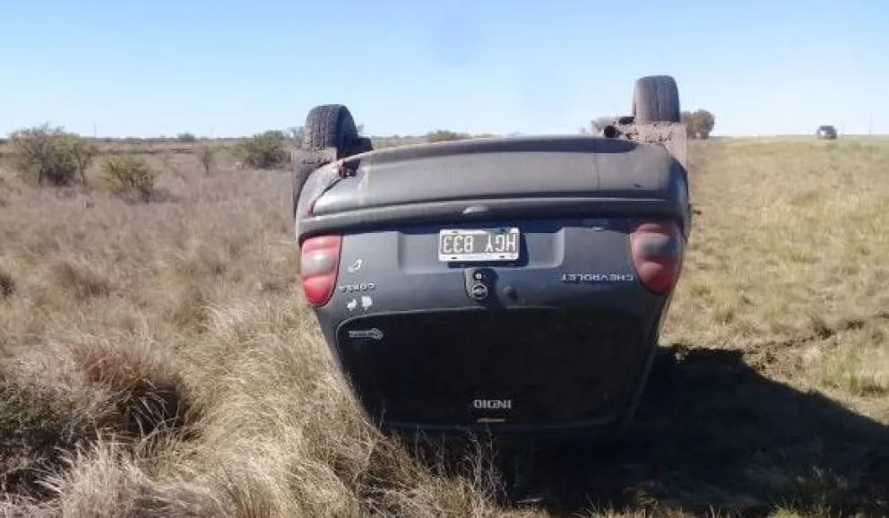 Perdió el control de su Chevrolet y quedó destruido 