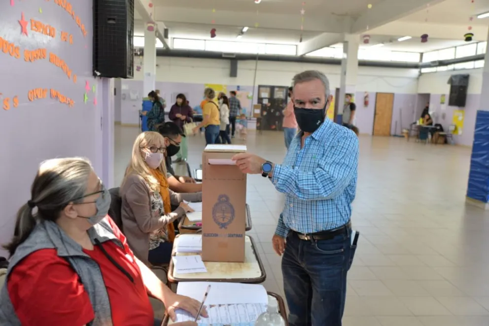 Votó De Rege, y se mostró confiado en el resultado