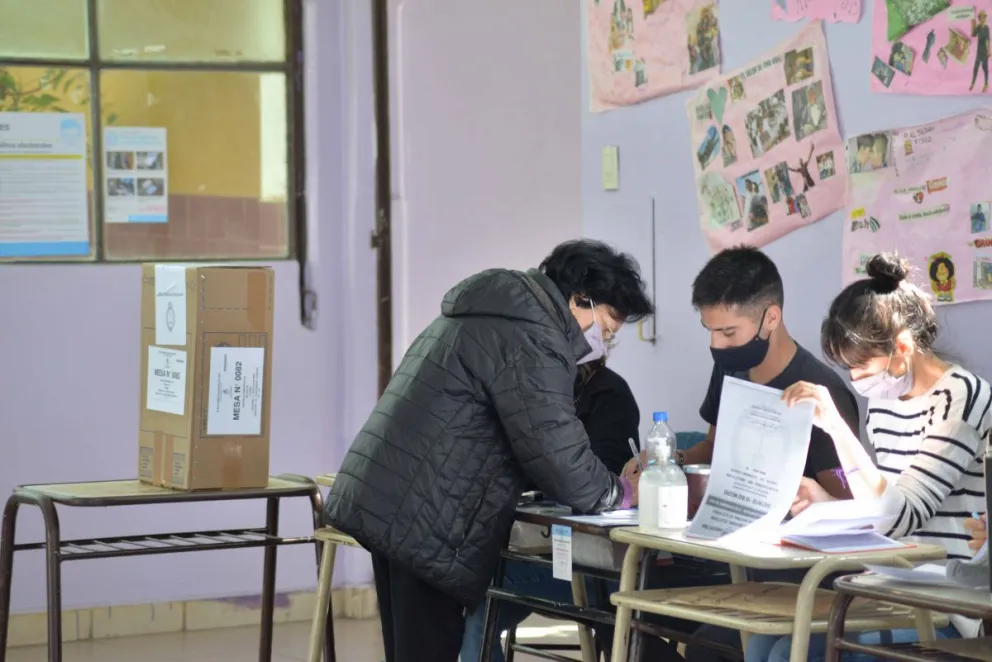 Juntos Somos Río Negro picó en punta en Viedma, según las primeras tendencias