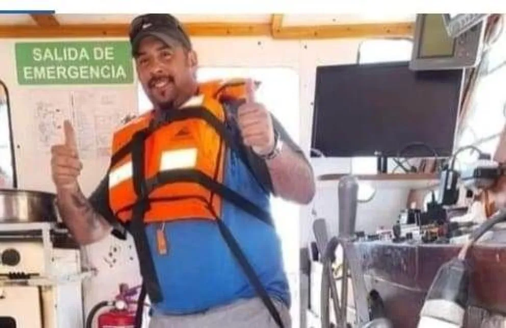  Continúa la búsqueda del tercer tripulante de la embarcación “7 de Agosto”