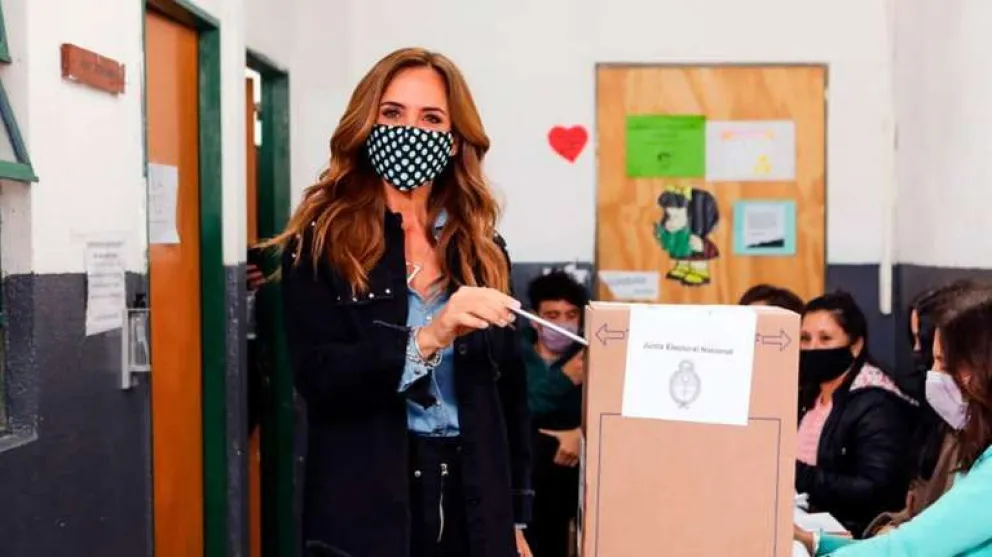 “Hemos supido”: el terrible error de Victoria Tolosa Paz cuando fue a votar que se volvió viral