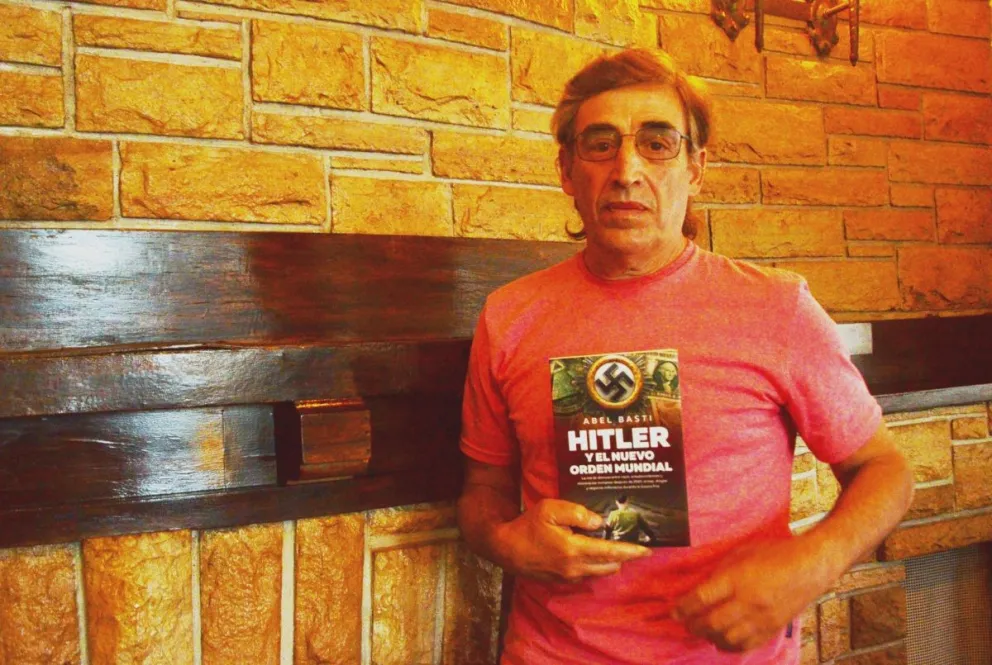 Un cazador de historias de nazis pasó por Viedma