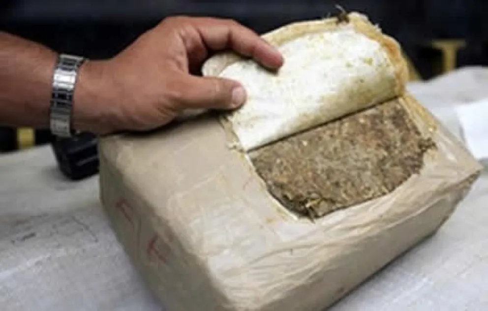 Allanamiento, detenidos y ocho kilos de marihuana secuestrada en Patagones