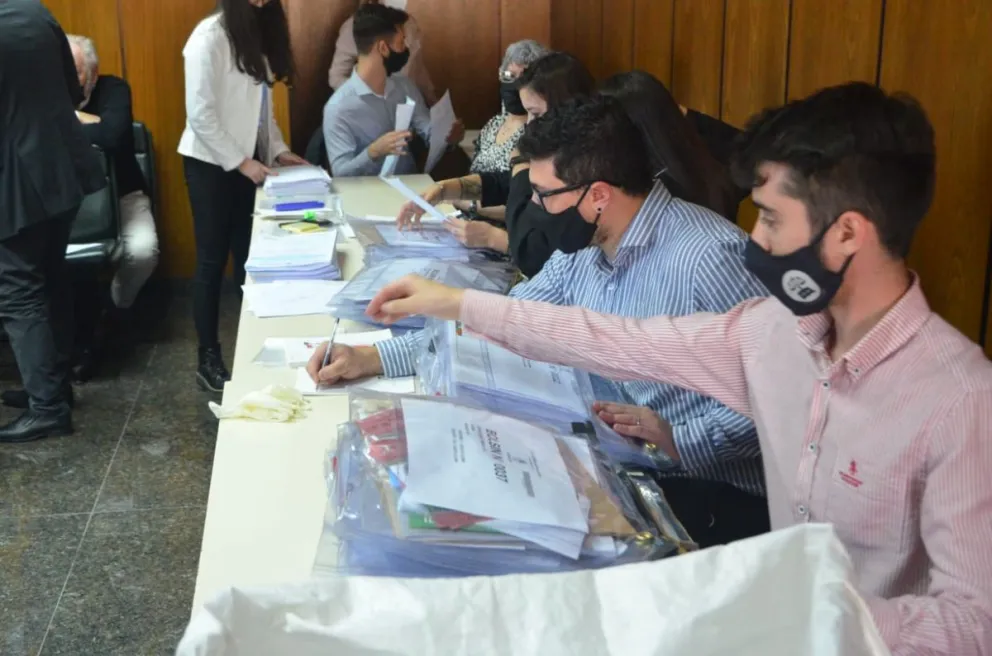 Proclamaron a Domingo y Tortoriello como diputados luego de que hablaron las urnas