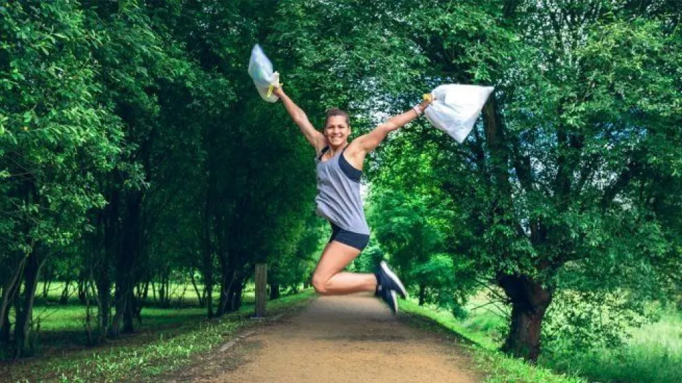 Plogging: la curiosa actividad física que tiene múltiples beneficios