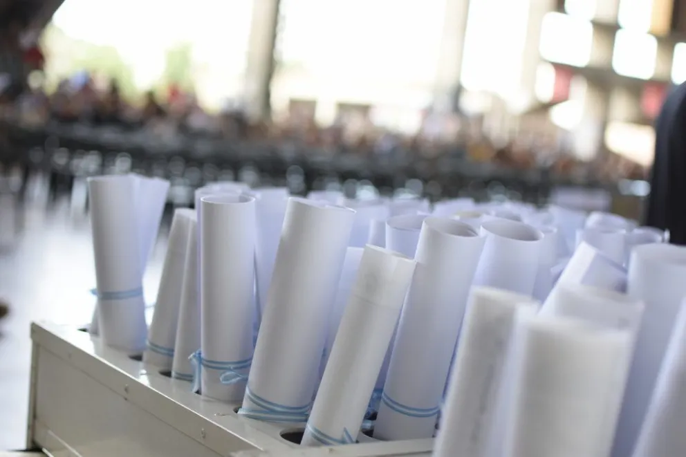 Vuelven los actos de egresados pero con fuertes restricciones