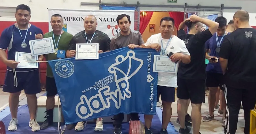 Atletas de la Comarca brillaron en el Nacional de Pesas