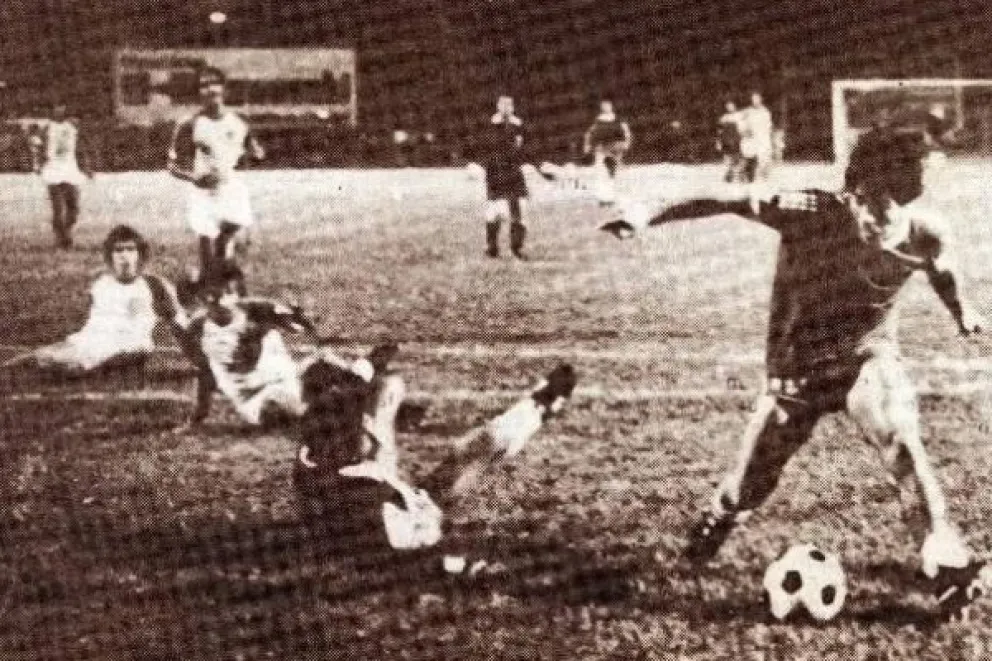 VIDEO: El golazo de Maradona que él mismo puso por encima del que marcó en México 86