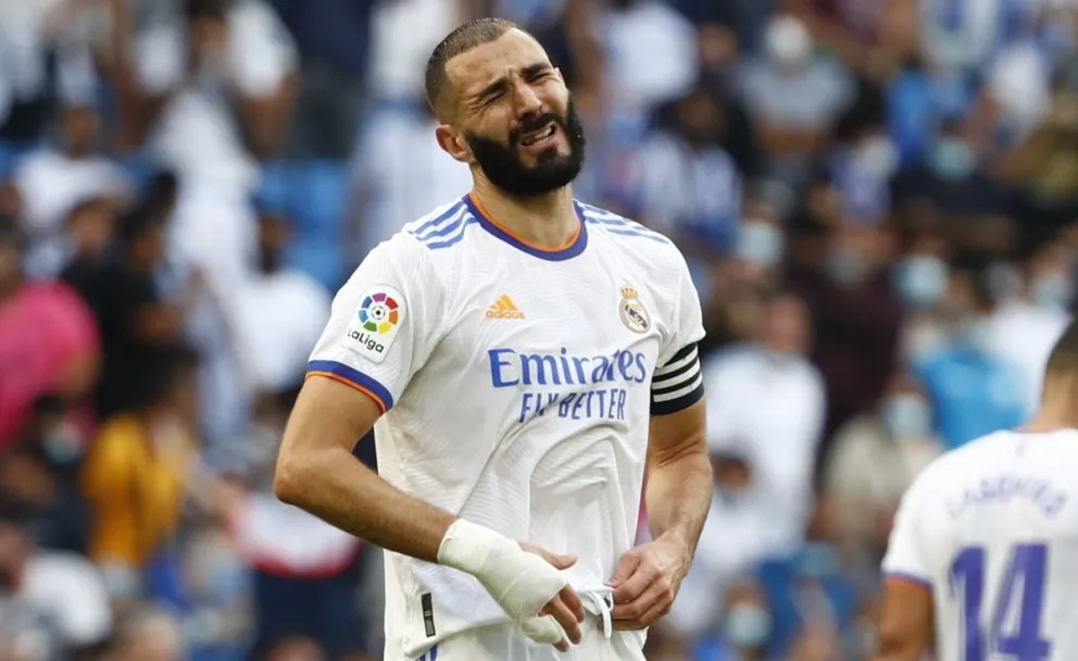 El futbolista Karim Benzema fue condenado a un año en prisión por chantaje