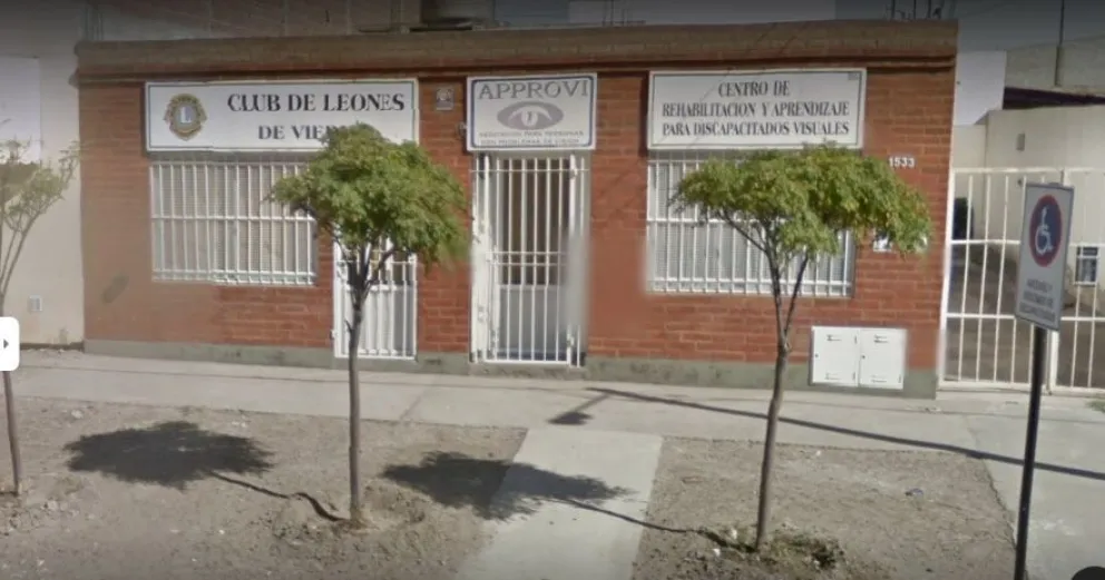 Le robaron las cámaras de seguridad a una ONG para personas con problemas de visión