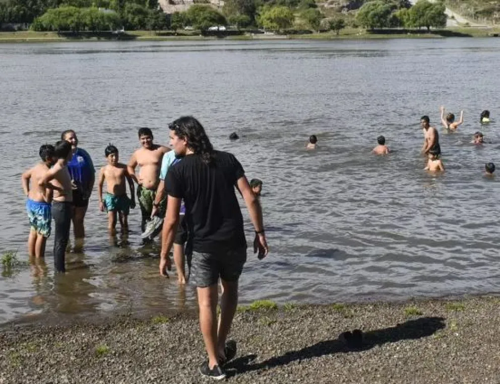 Los balnearios de punta en blanco para disfrutar del verano en Viedma