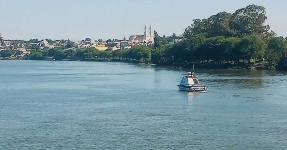 Viedma: Desesperada búsqueda de un adolescente que desapareció en el río