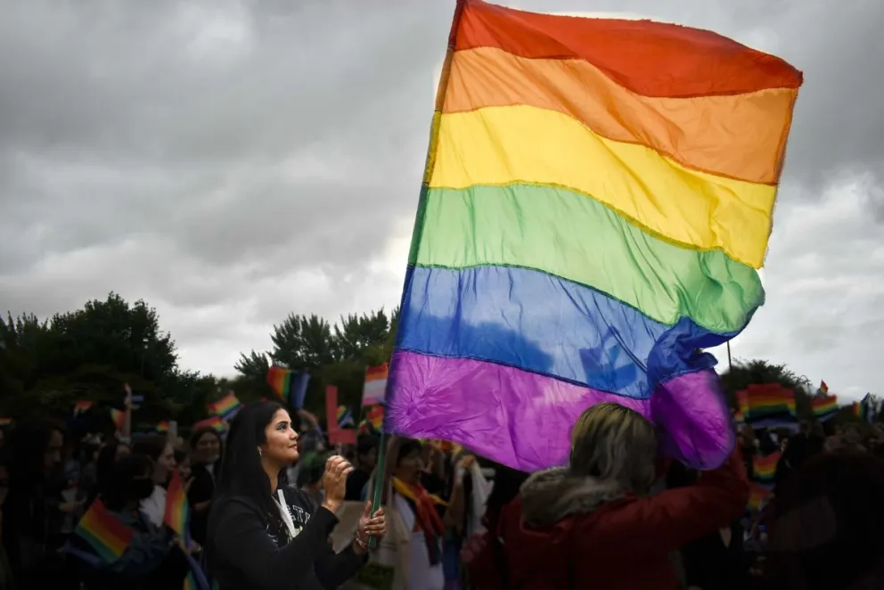 Convocan a celebrar el orgullo LGBTI+