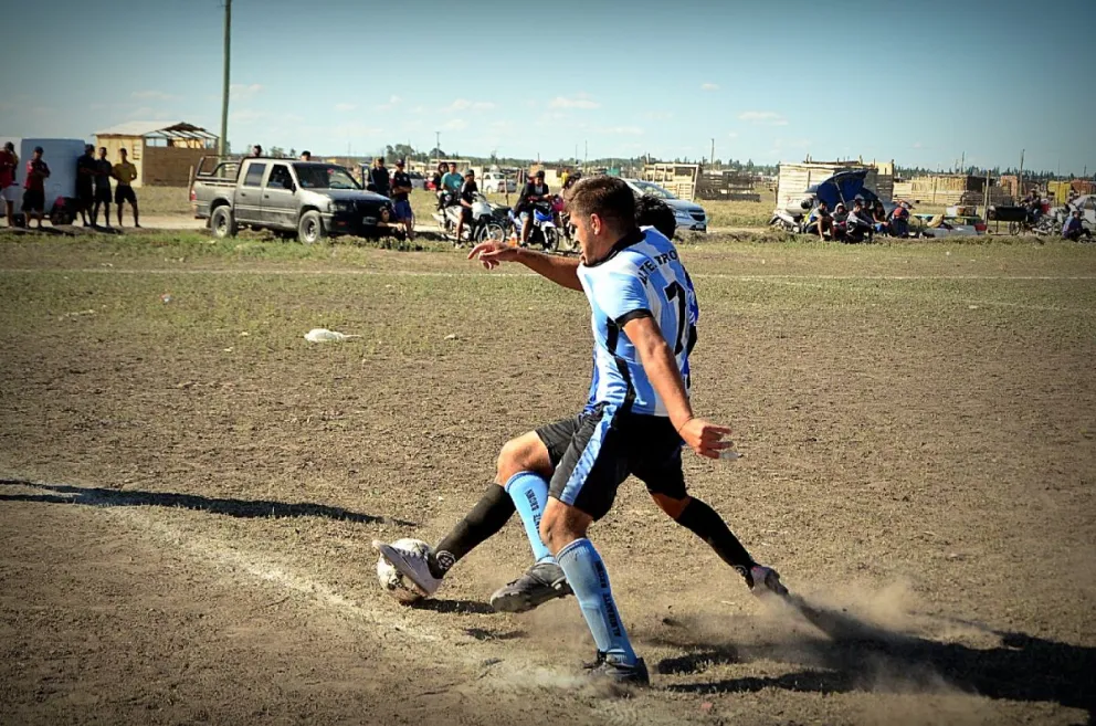 Día de definiciones en el fútbol barrial