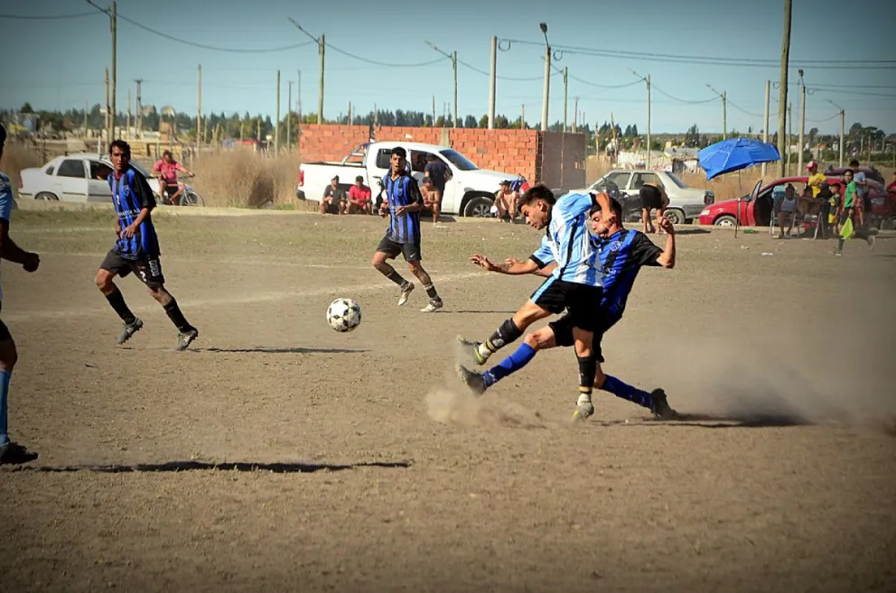 Cruces para el infarto: así serán los cuartos de final de la liga barrial de Viedma