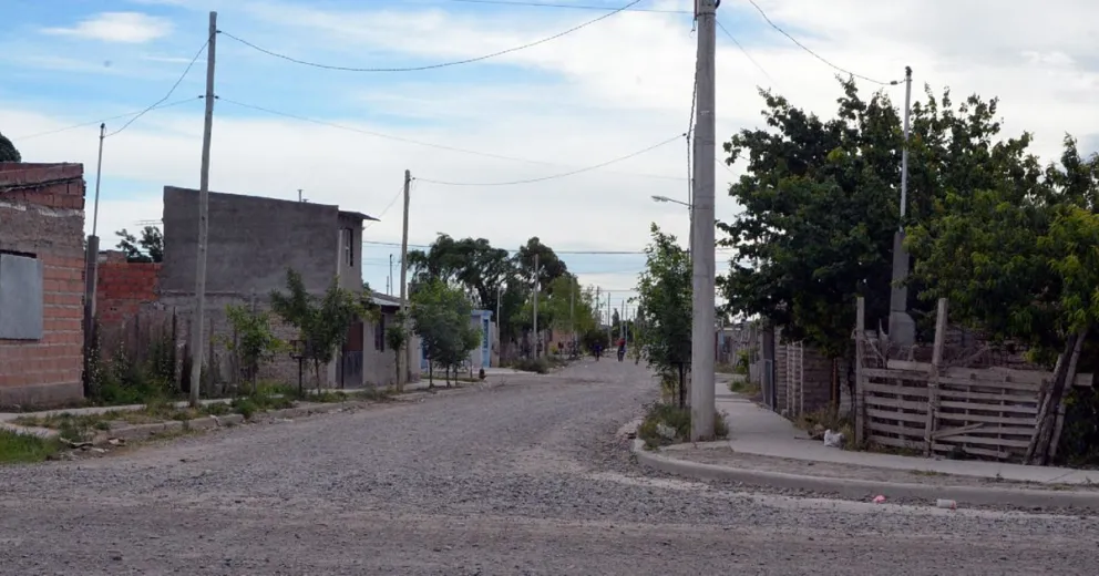 Consternación por la muerte de un joven en su domicilio