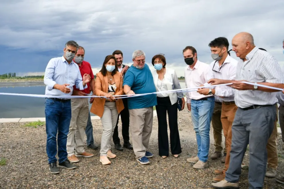 Otra obra del Castello: inauguraron la nueva planta cloacal con vuelco cero de Beltrán
