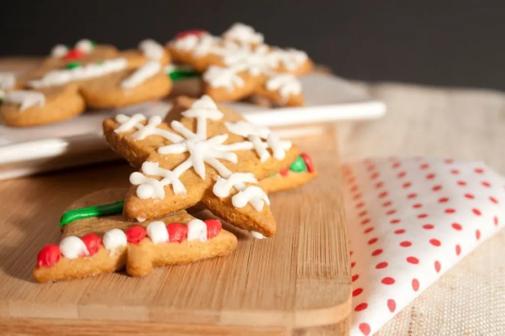 Cómo hacer las clásicas galletitas navideñas con glasé
