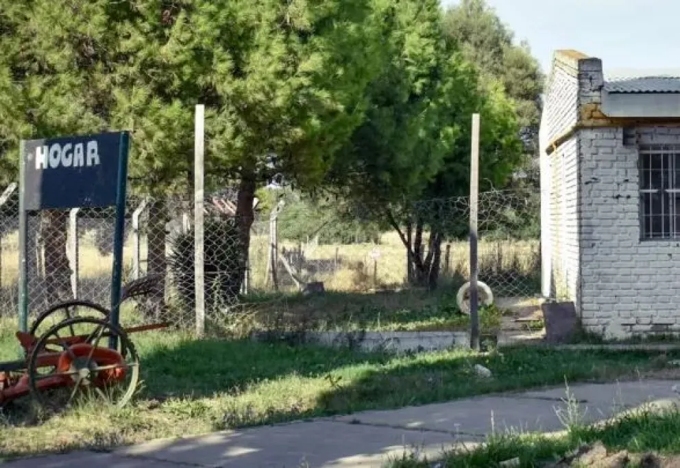 Un técnico iba a arreglar un auto oficial al Hogar Pagano, chocó y lo indemnizarán