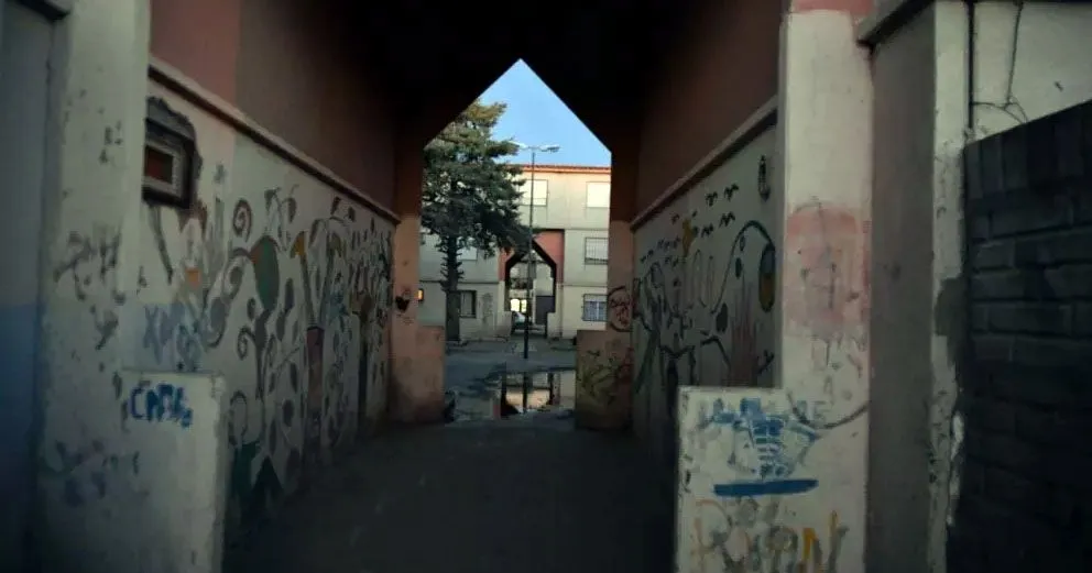 Lo fue a buscar la policía y su madre entregó el botín