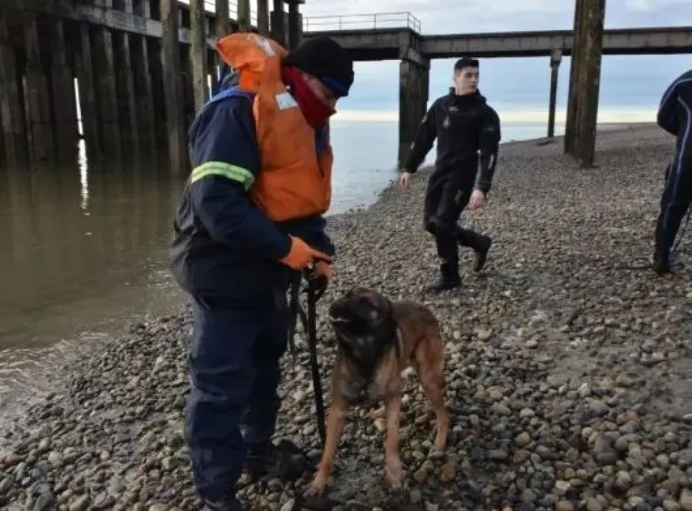 El adiestrador de perros, acusado de “plantar” pruebas en Mendoza sigue detenido en Viedma