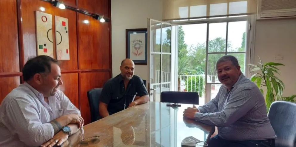 La renovada Cámara de Comercio de Viedma se reunió con el ministro de Economía 