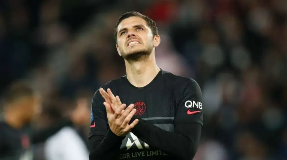 Lo embrujaron: la nueva teoría del porqué Mauro Icardi se alejó de Wanda Nara 