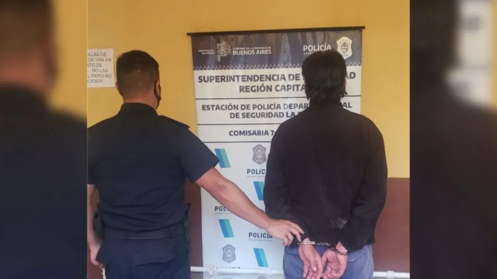 Cautiva por tres años: quiso separarse y él la encerró en una casilla