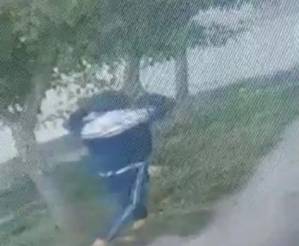 Familiares del policía que sufrió ataques en su casa denunciaron que intentaron ingresaron a robar en su negocio