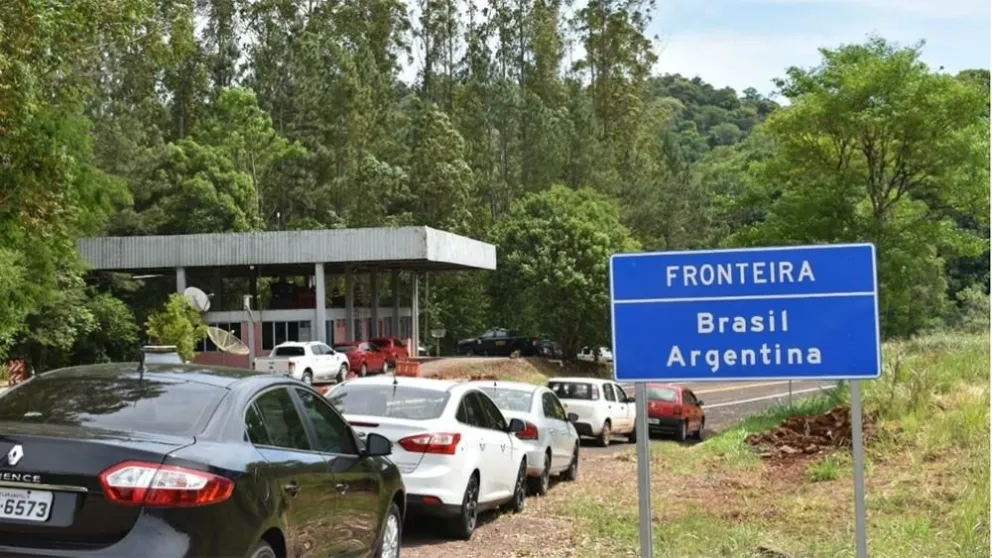 Brasil reabre fronteras terrestres para turistas de Argentina: qué requisitos exigen