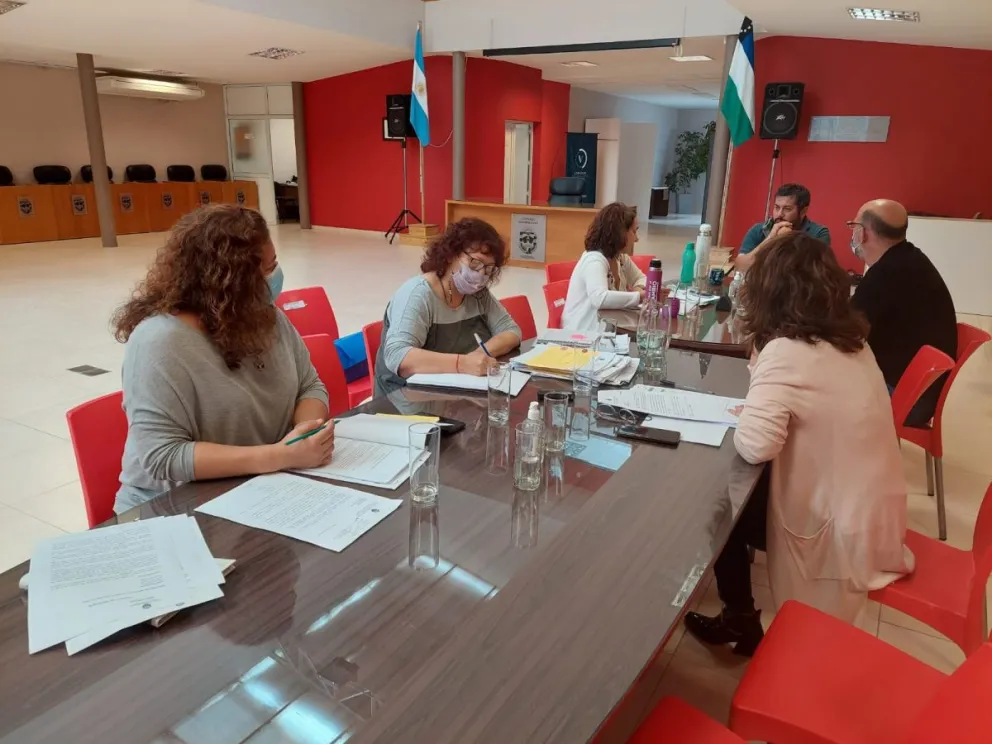 Boliches: Acuerdos y disidencias  para permitir el ingreso desde los 16