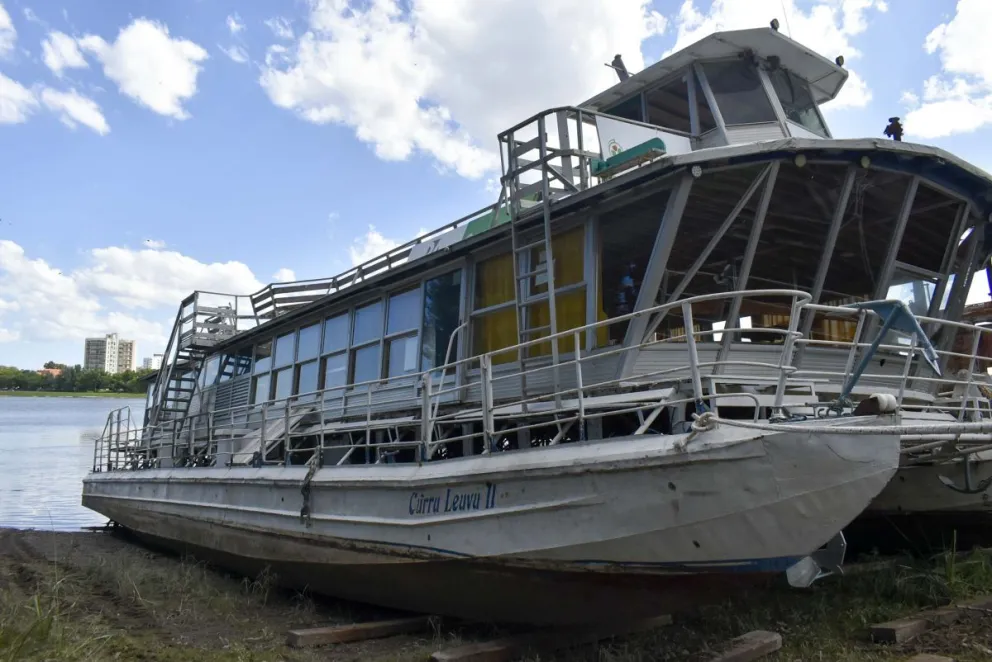 La nave actualmente se encuentra en la costa de Patagones, en el predio de Prefectura.