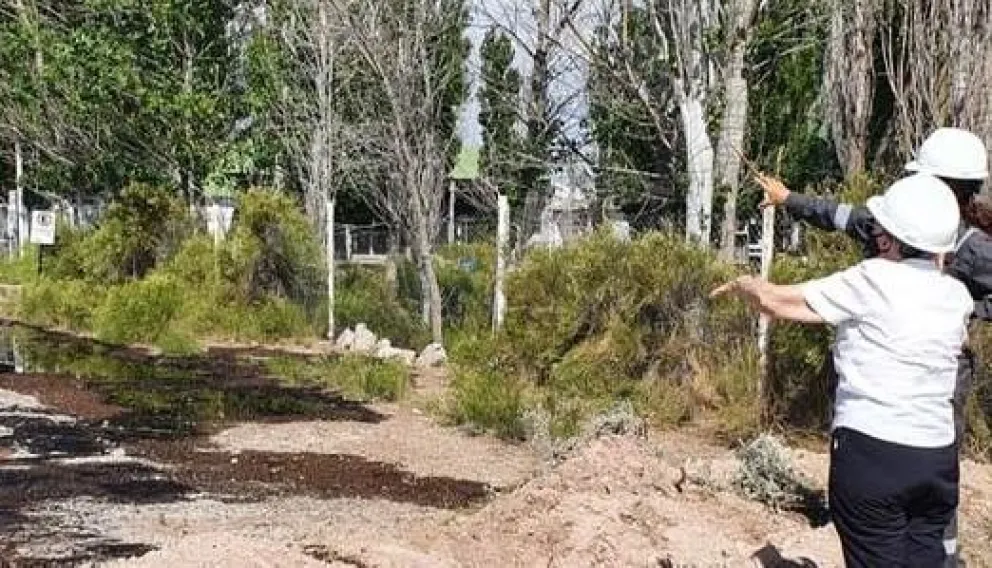  Siguen de cerca el derrame petrolero que deja un grave segundo incidente ambiental