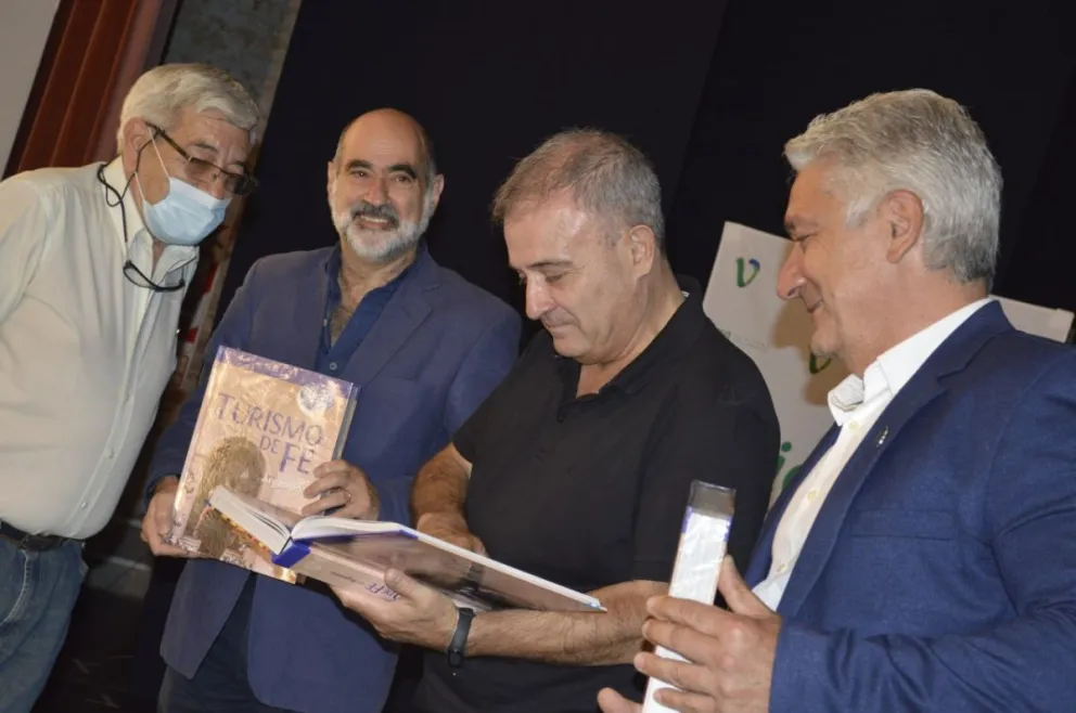 Pesatti: "Estamos convirtiendo a Viedma en un gran destino de turismo religioso"