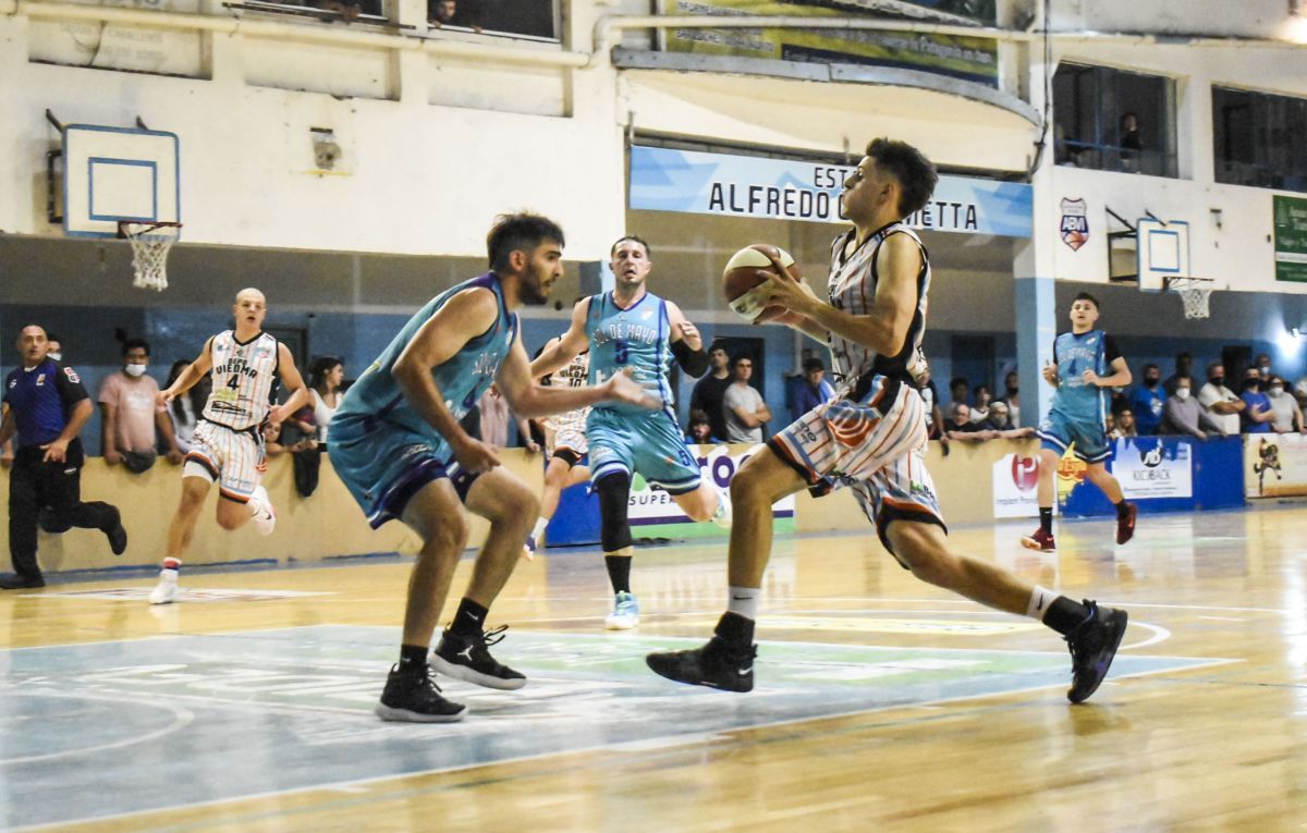 Torneo Pre-Federal: Sol de Mayo pegó primero en casa y acaricia el título Torneo Pre-Federal: Sol de Mayo pegó primero en casa y acaricia el título