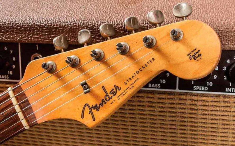 El músico Roli Pérez vendió una costosa guitarra, nunca le pagaron y terminó estafado