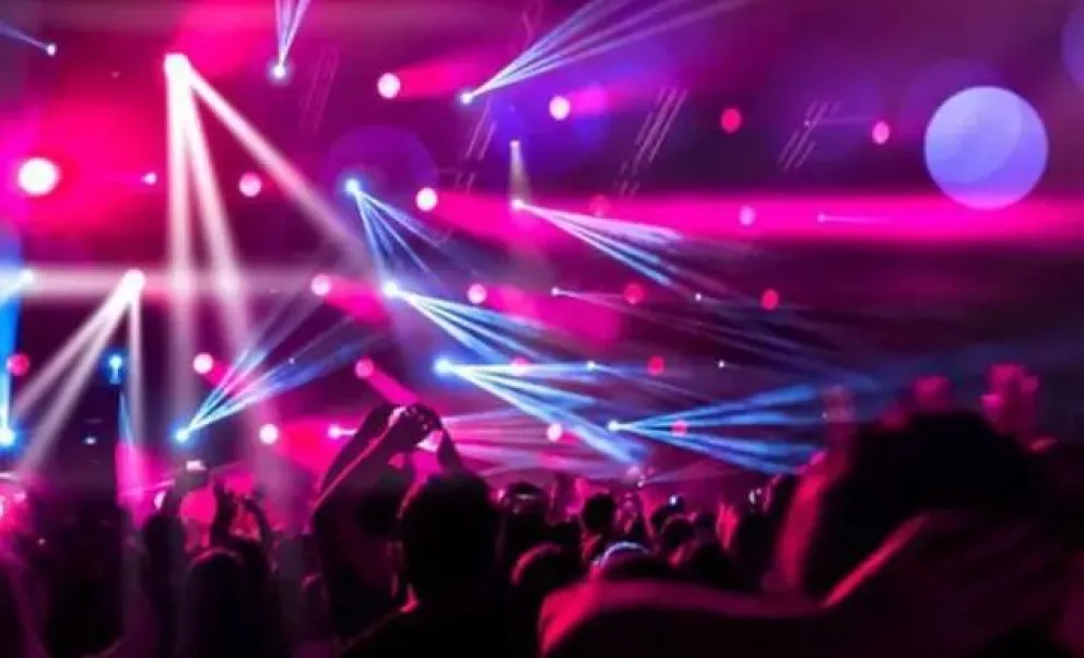 Piden vetar la ordenanza que autoriza el ingreso a los boliches desde los 16 años