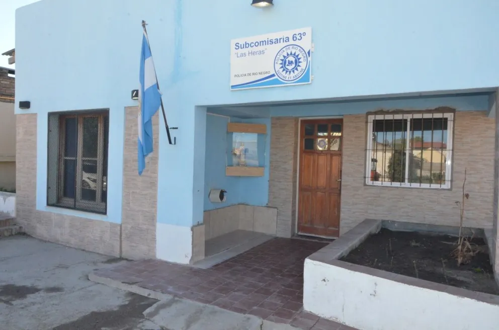 Le cruzó el auto, se lo chocó y luego se dio a la fuga