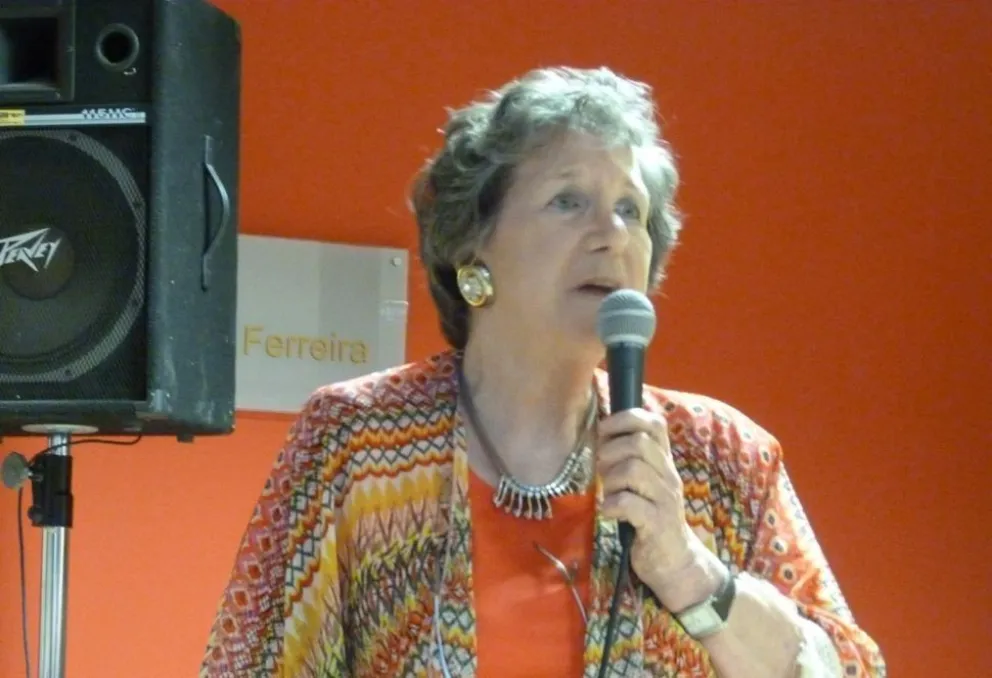 Viedma de luto: murió la reconocida escritora y poeta María Cristina Casadei