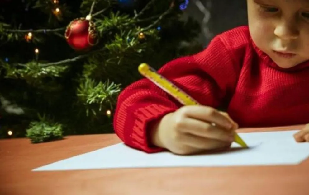 Tiene 8 años y entraron a robarle a su casa: le pidió a Papá Noel que le devuelvan las cosas