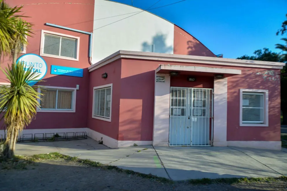 Las oficinas de la Secretaría están ubicadas en Alvaro Barros  1.508.