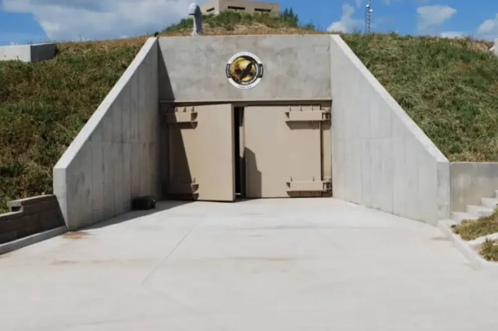 ¡Increíbles! Cómo son los lujosos búnkeres que construyeron los millonarios para salvarse del “fin del mundo”