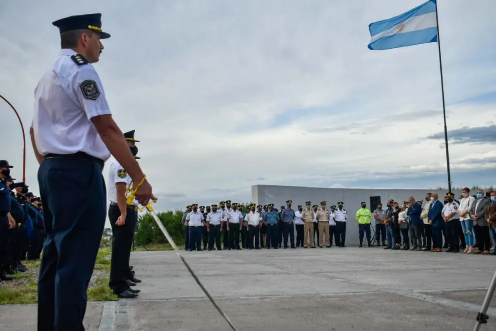 En el Cerro de la Caballada se realizó el acto por los 200 años de la Policía Bonaerense