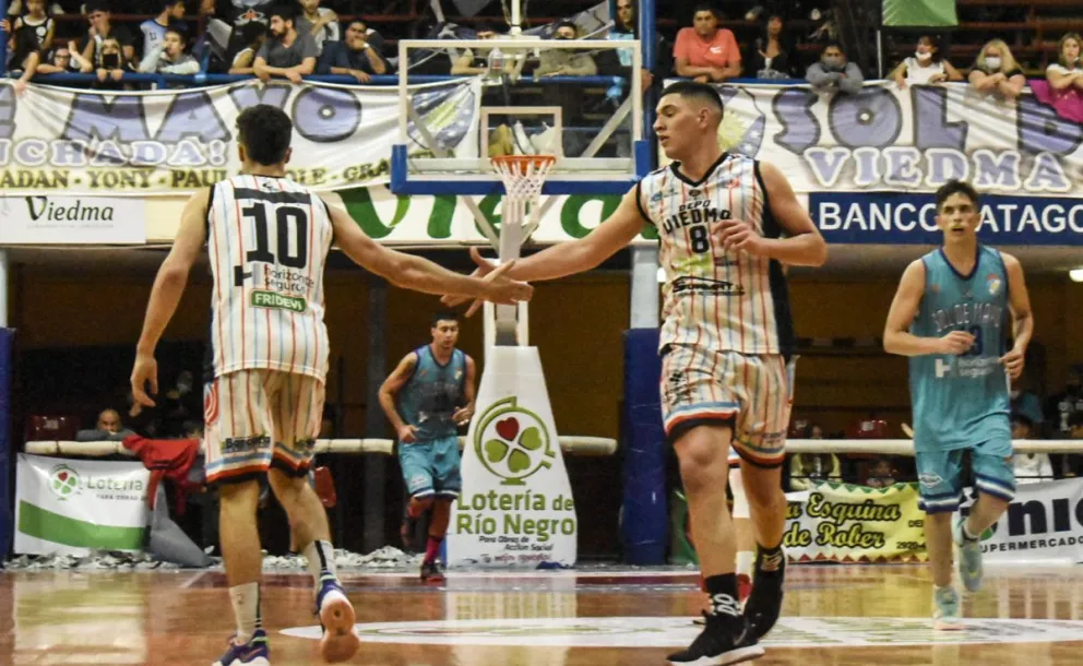 ¡Hay tercer juego!: Depo Viedma se impuso ante Sol de Mayo y el título se define el miércoles